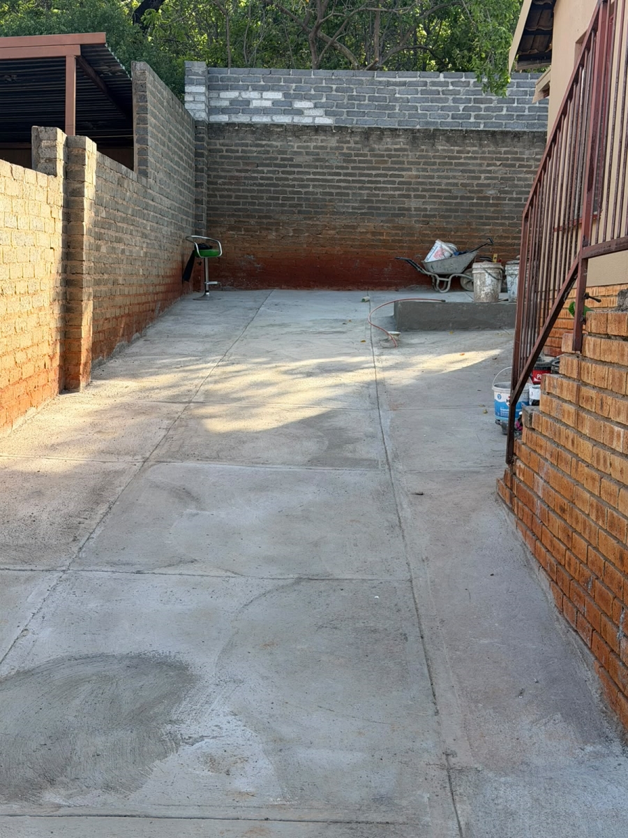 3 Bedroom Property for Sale in Tlhabane West North West
